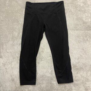 Athleta Black Capri Length Leggings - Size Medium